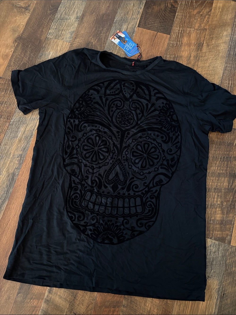 Black Men's Short-Sleeve Skull Graphic Tee
